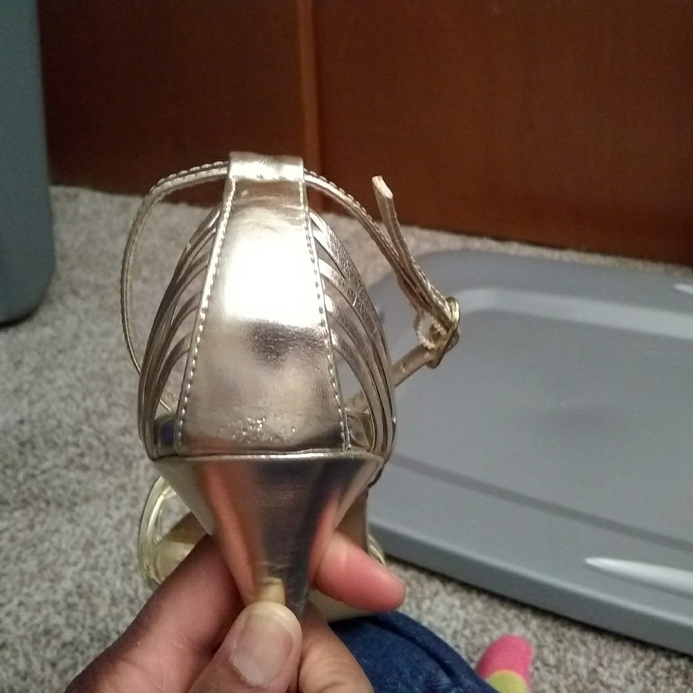 *Final Sell Price* Chinese Laundry Heels - Picture 6 of 7